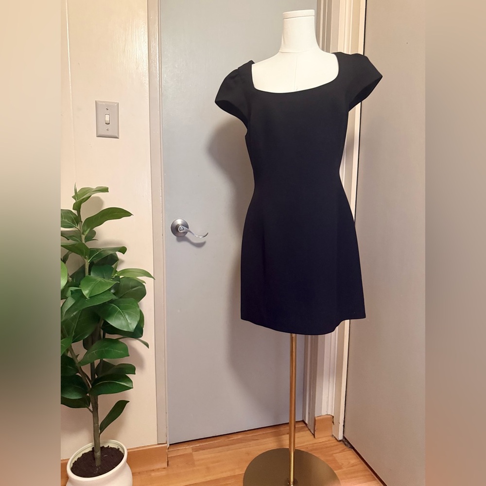 Wilfred Whidbey Dress - Picture 8 of 14